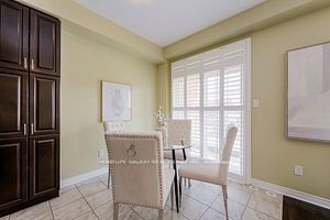 17 Ivy Stone Crt