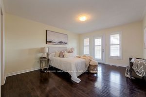 17 Ivy Stone Crt