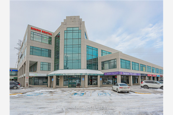 16775 Yonge St, Newmarket