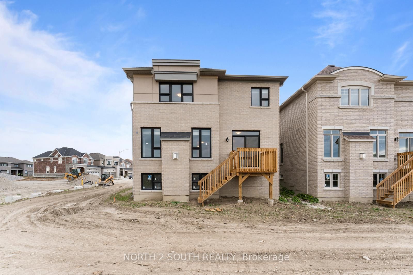 146 Ferragine Cres