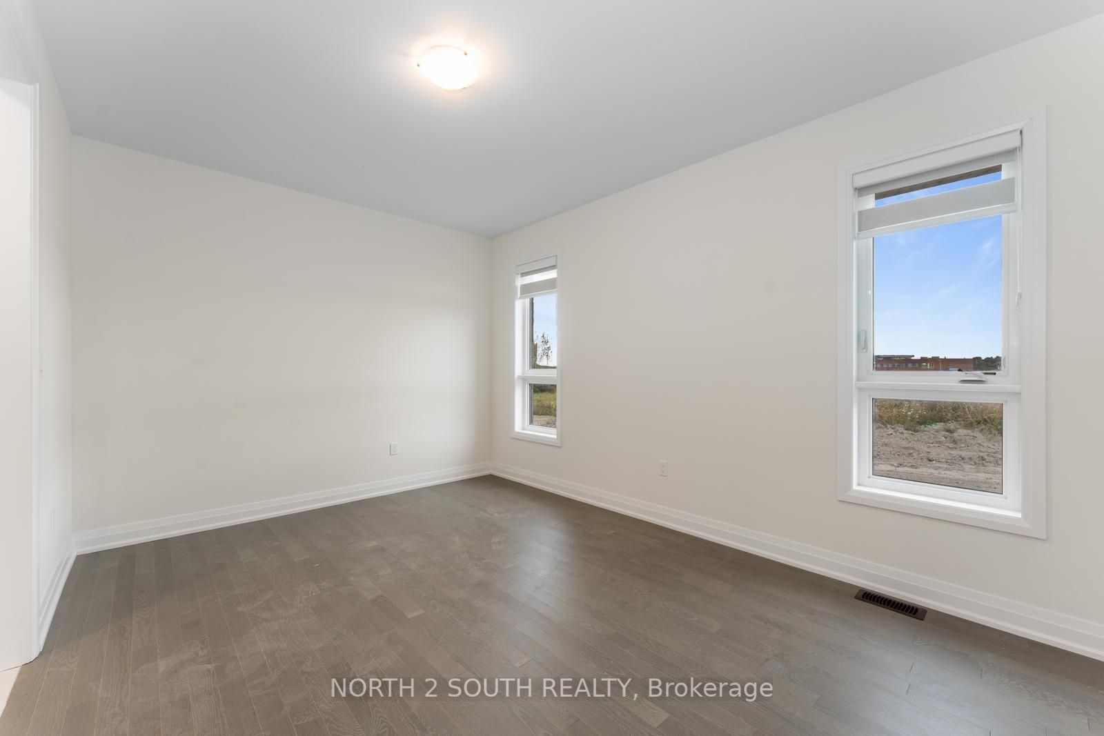 146 Ferragine Cres
