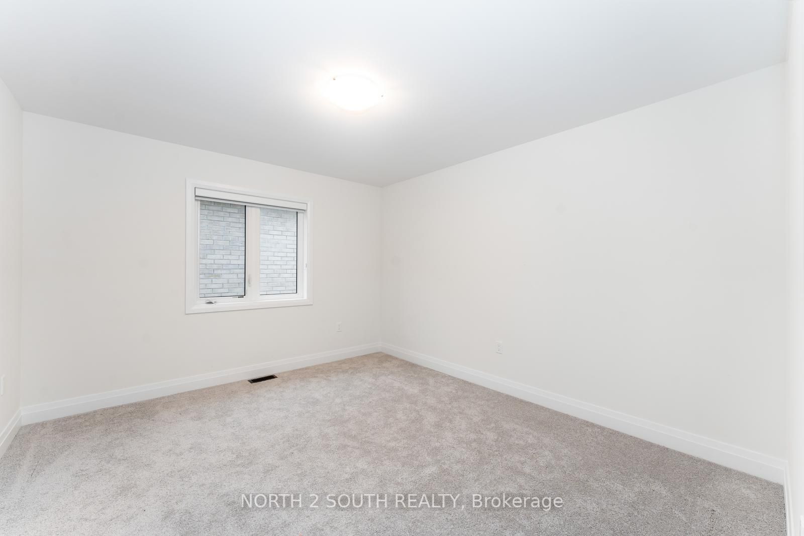 146 Ferragine Cres