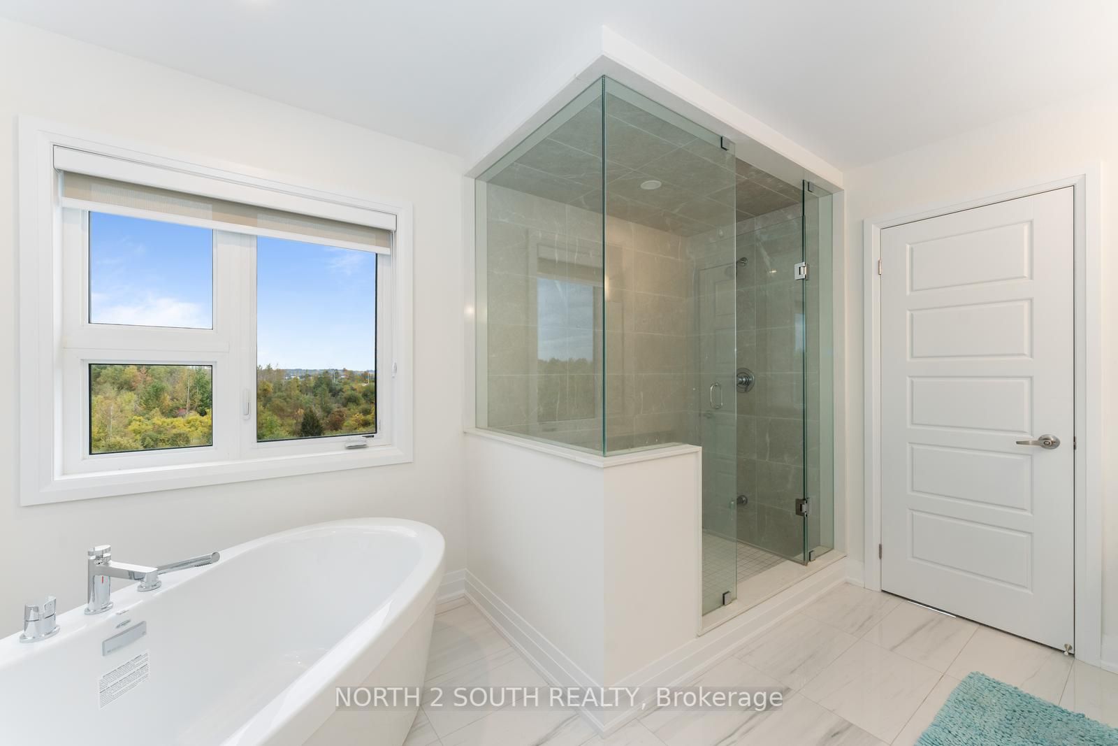 146 Ferragine Cres