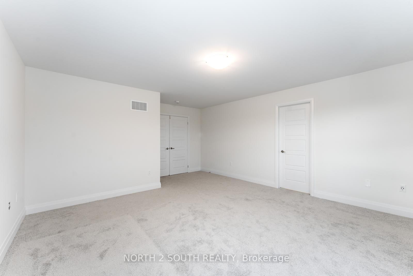 146 Ferragine Cres