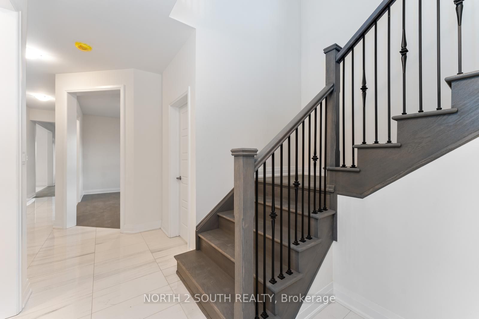 146 Ferragine Cres