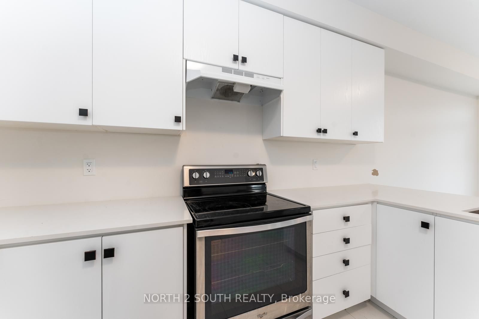 146 Ferragine Cres