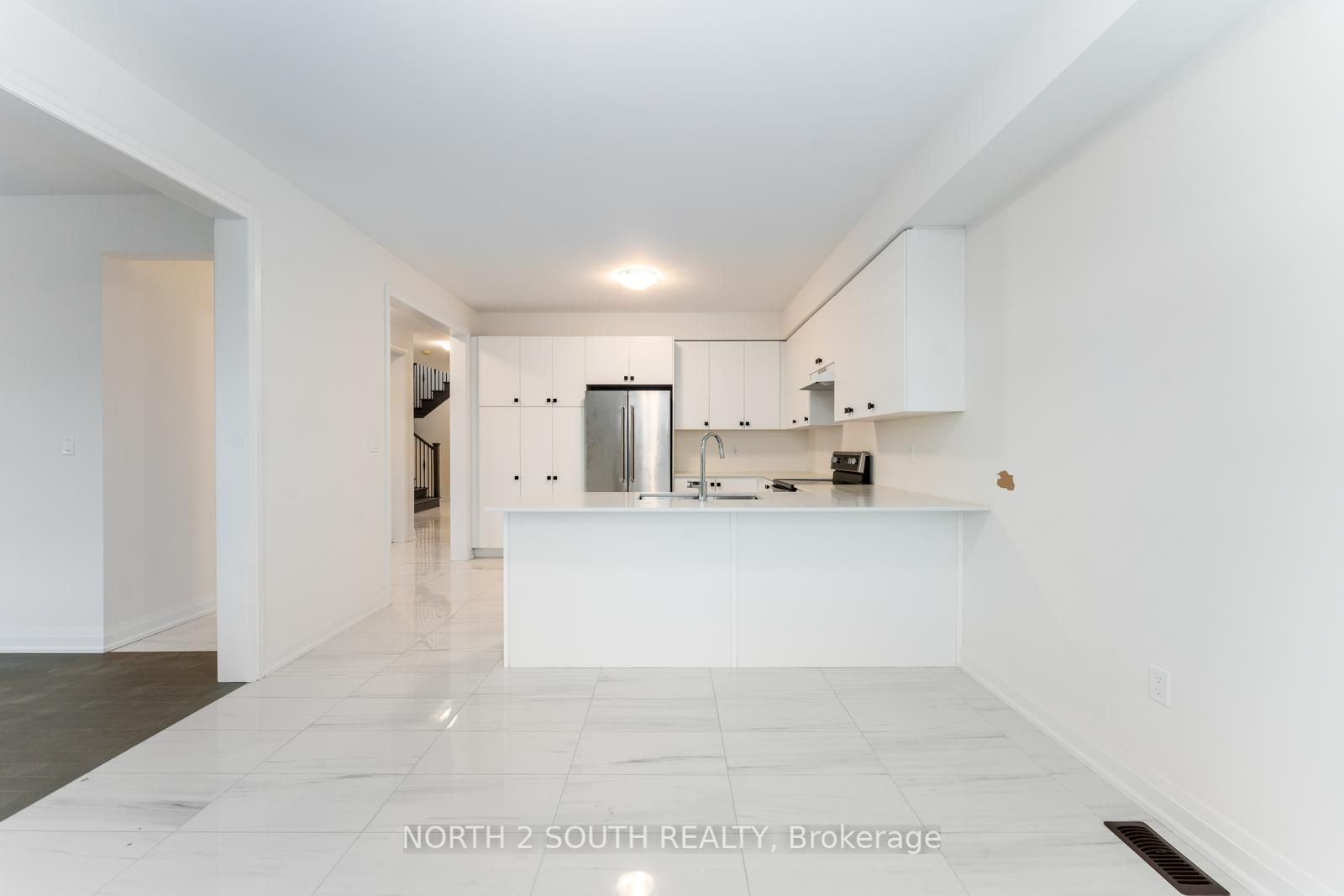 146 Ferragine Cres