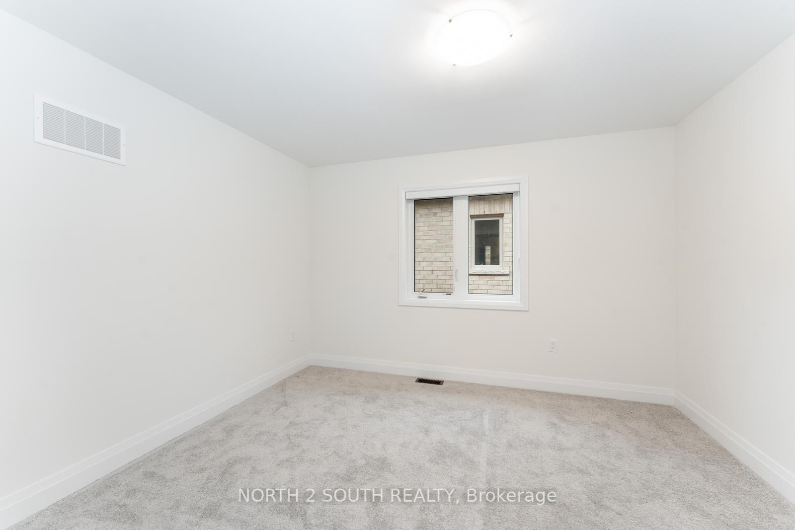 146 Ferragine Cres