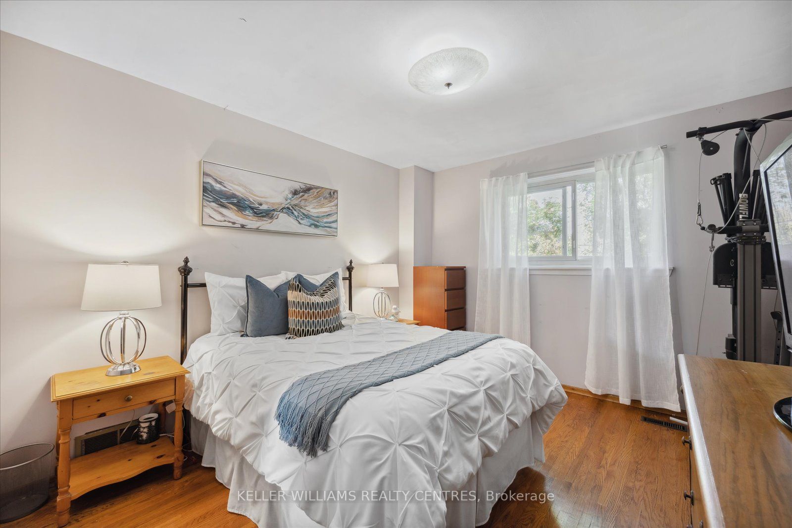 18 Boulding Dr