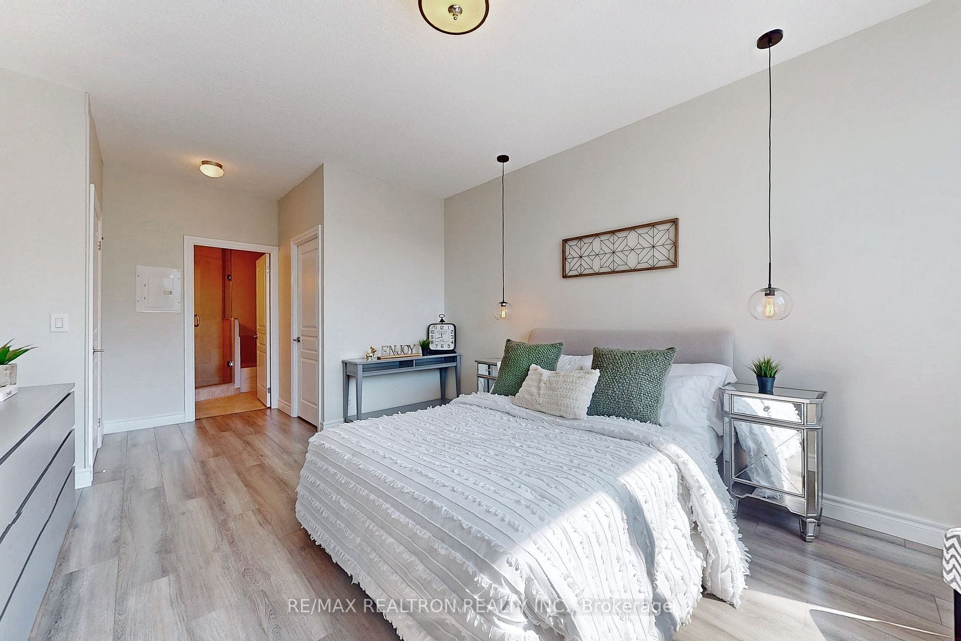 30 Clegg Rd, #Ph5
