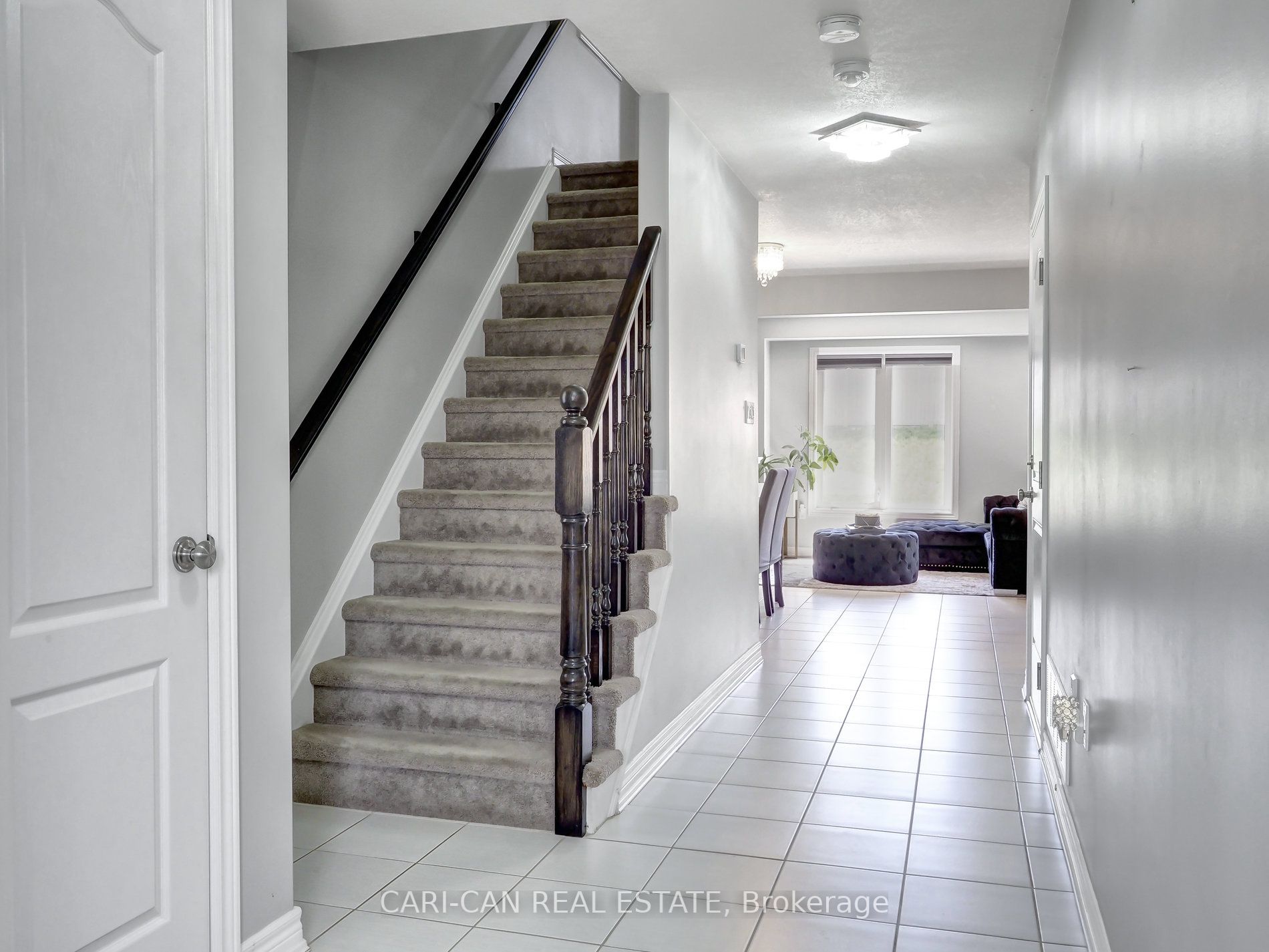 187 Hutchinson Dr