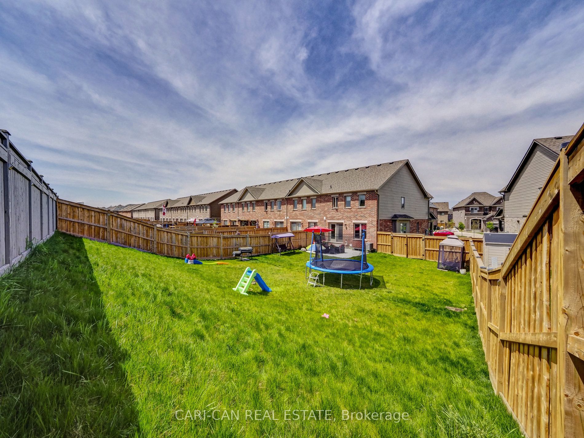 187 Hutchinson Dr