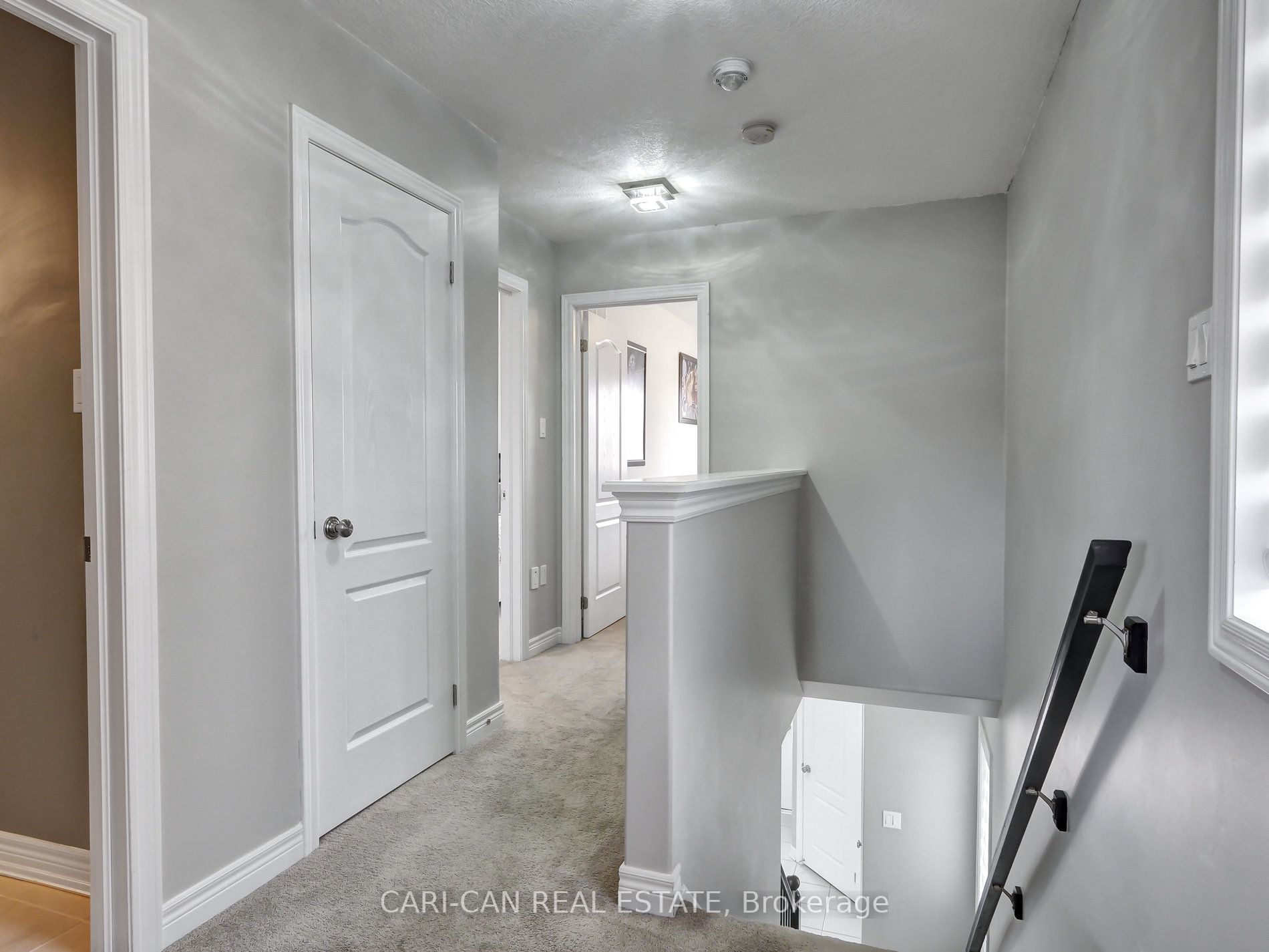 187 Hutchinson Dr