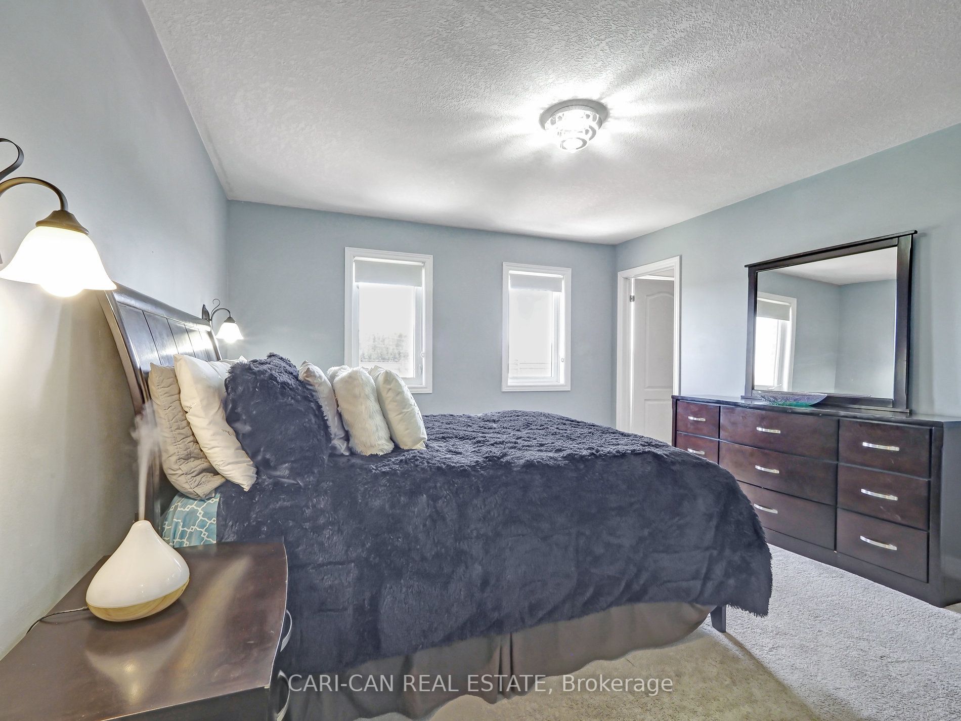 187 Hutchinson Dr