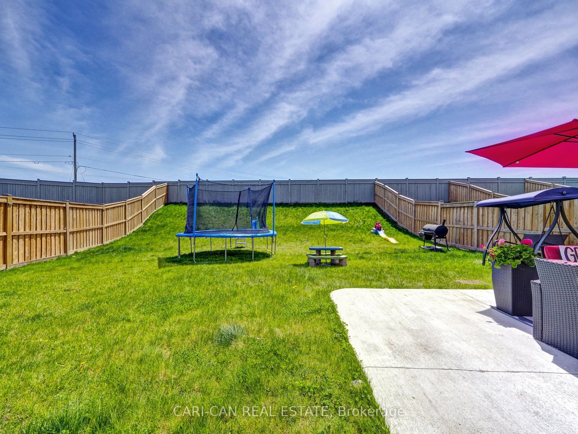 187 Hutchinson Dr