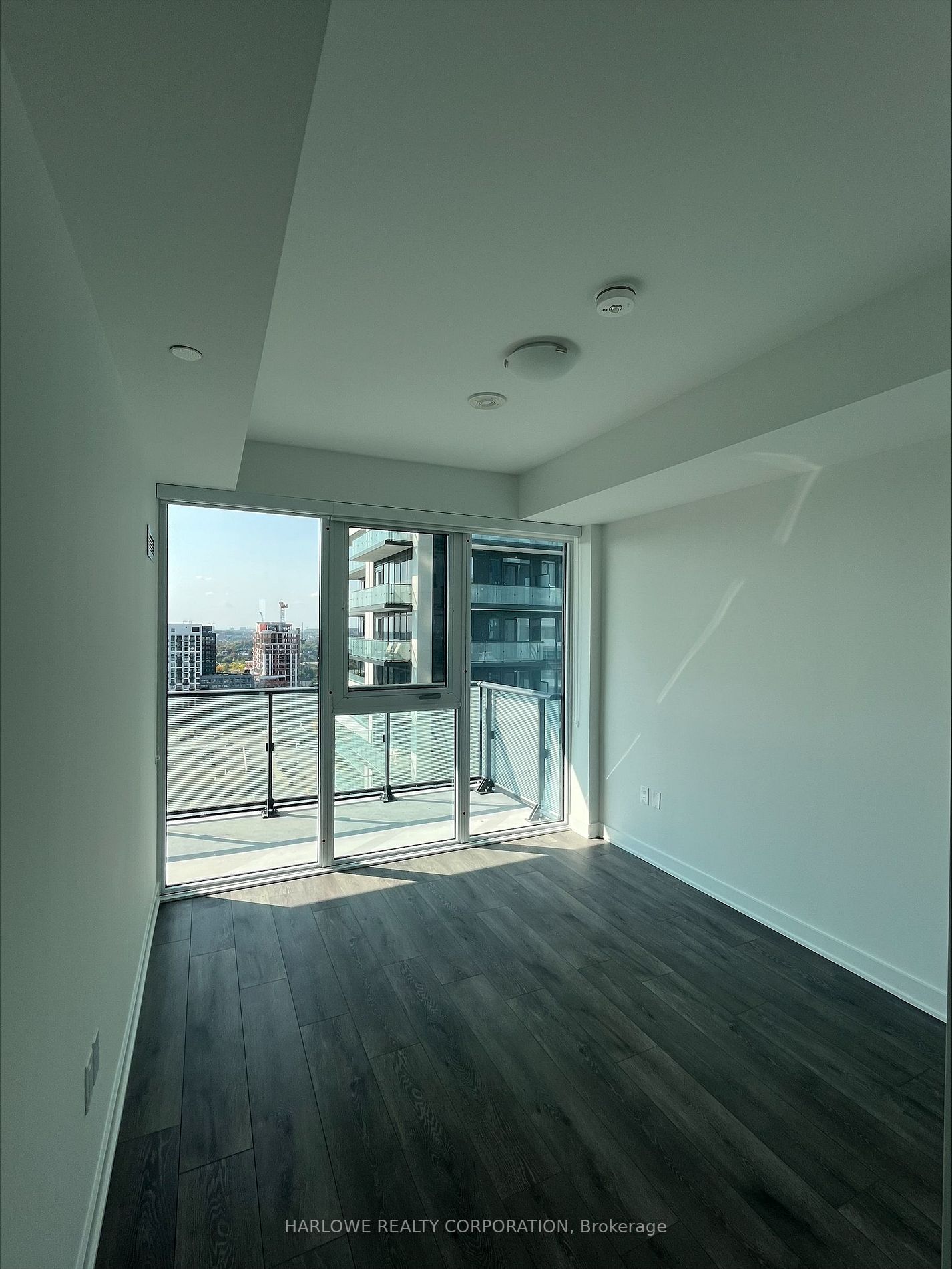 105 Oneida Cres, #1801