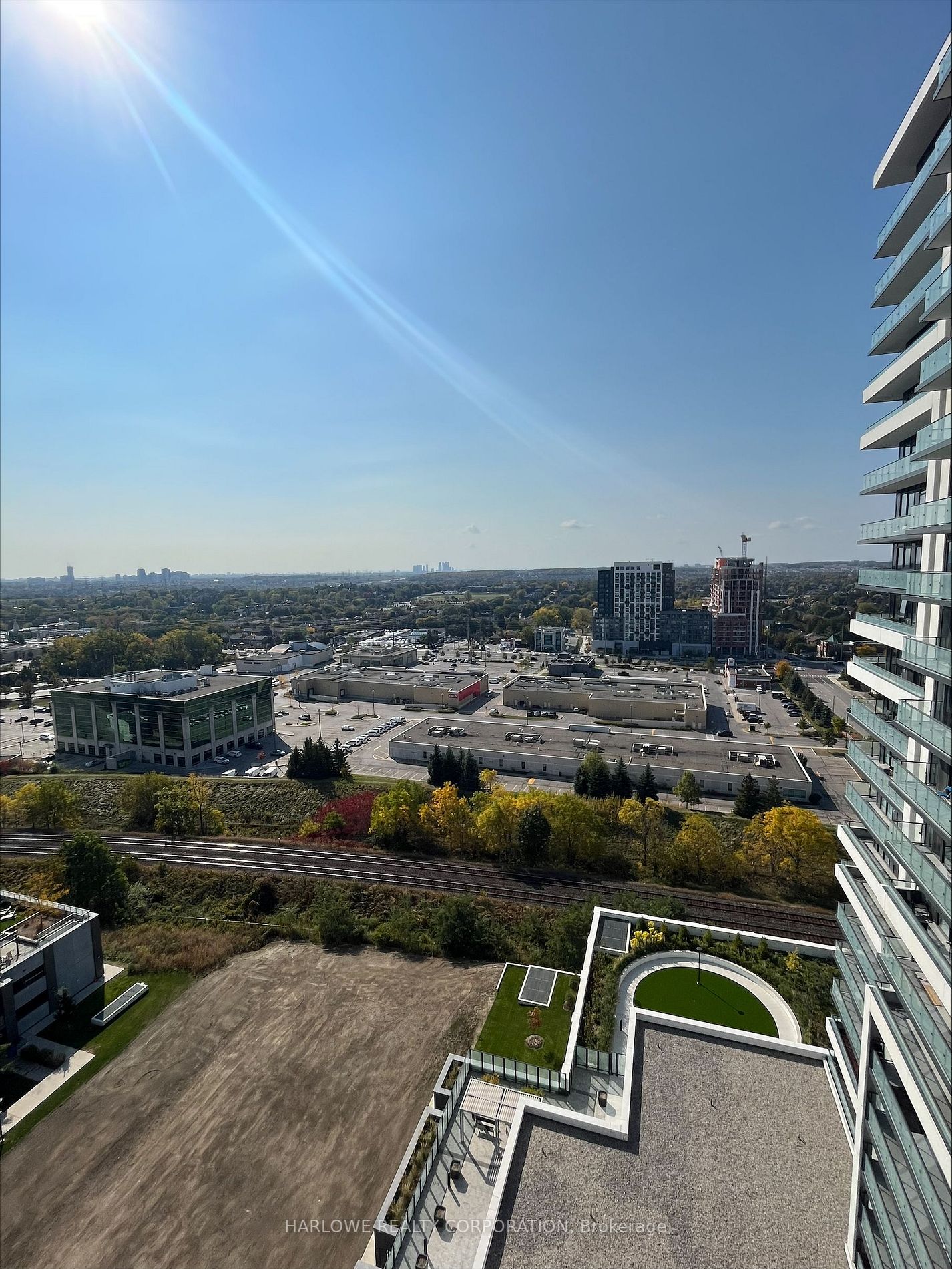 105 Oneida Cres, #1801