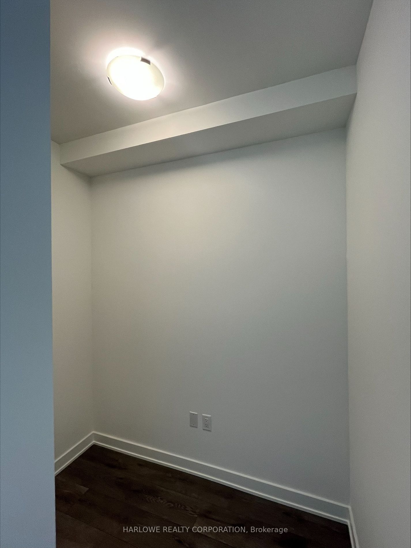 105 Oneida Cres, #1801