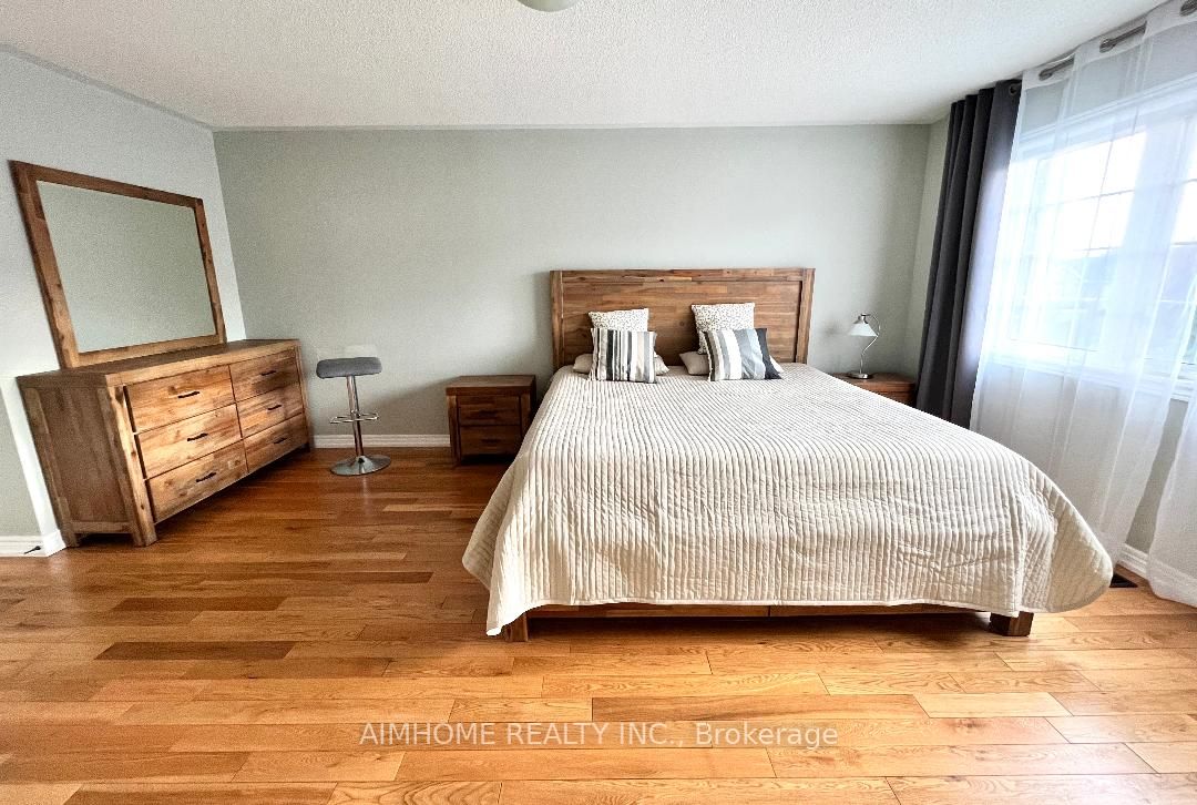 88 Southdown Ave