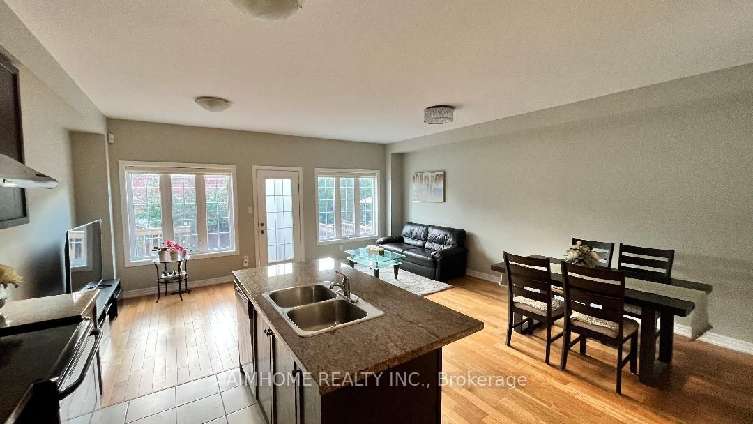 88 Southdown Ave