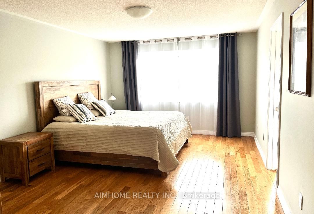 88 Southdown Ave