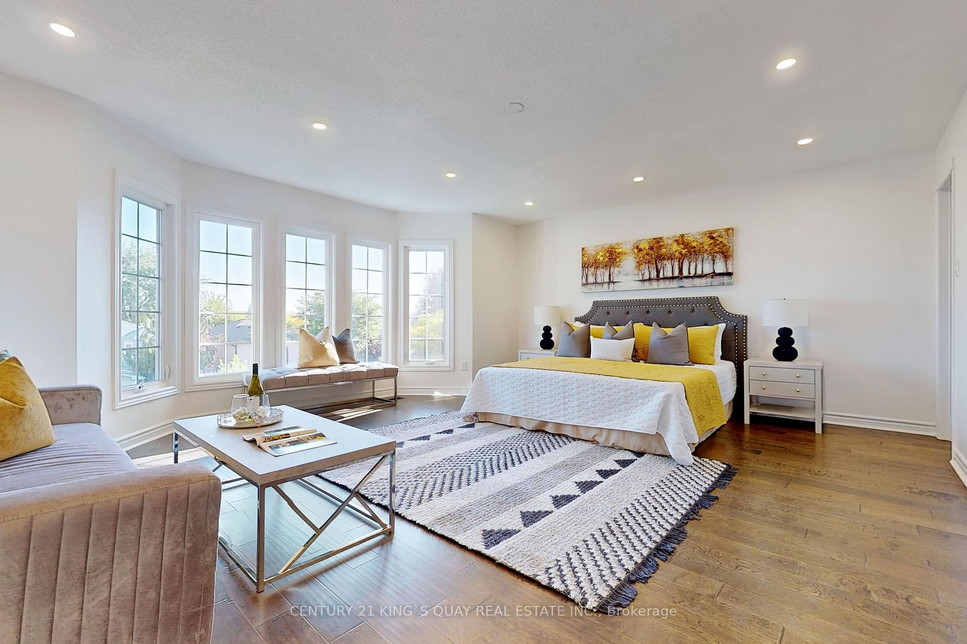 30 Redondo Dr