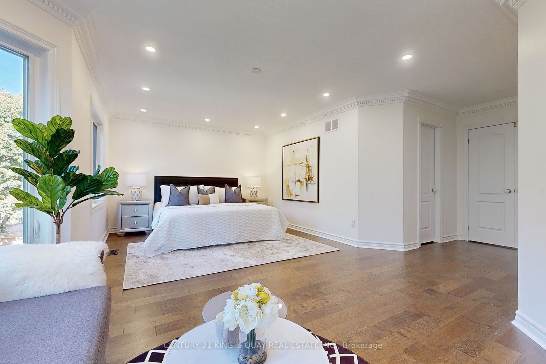 30 Redondo Dr
