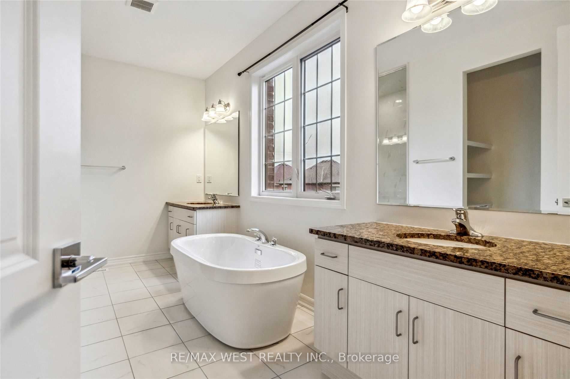 151 Pierre Berton Blvd