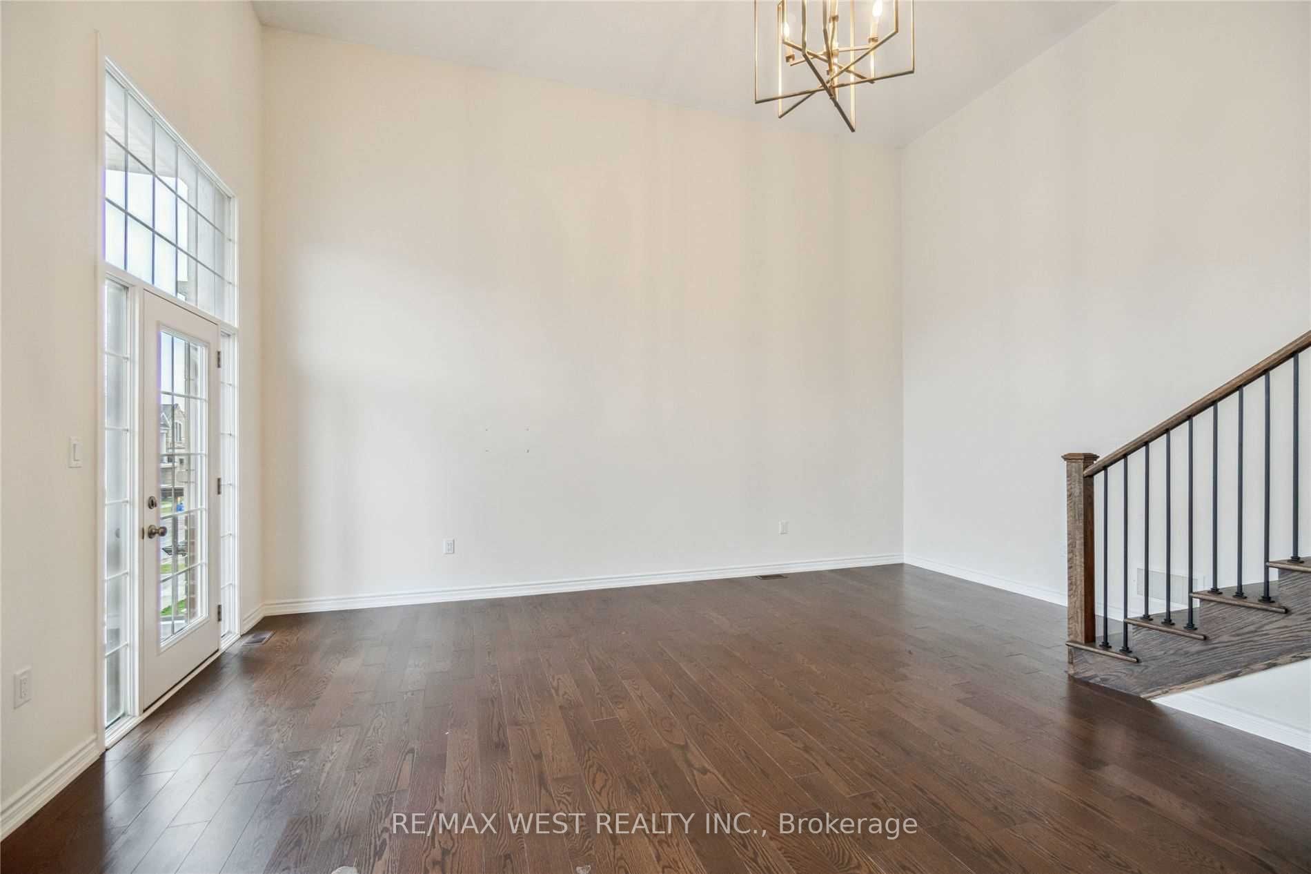 151 Pierre Berton Blvd