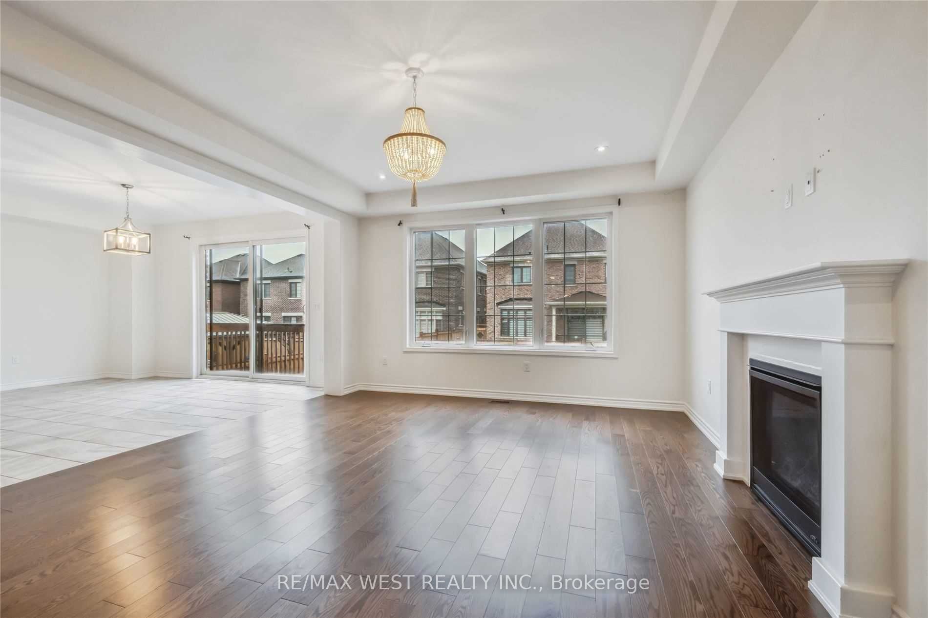 151 Pierre Berton Blvd