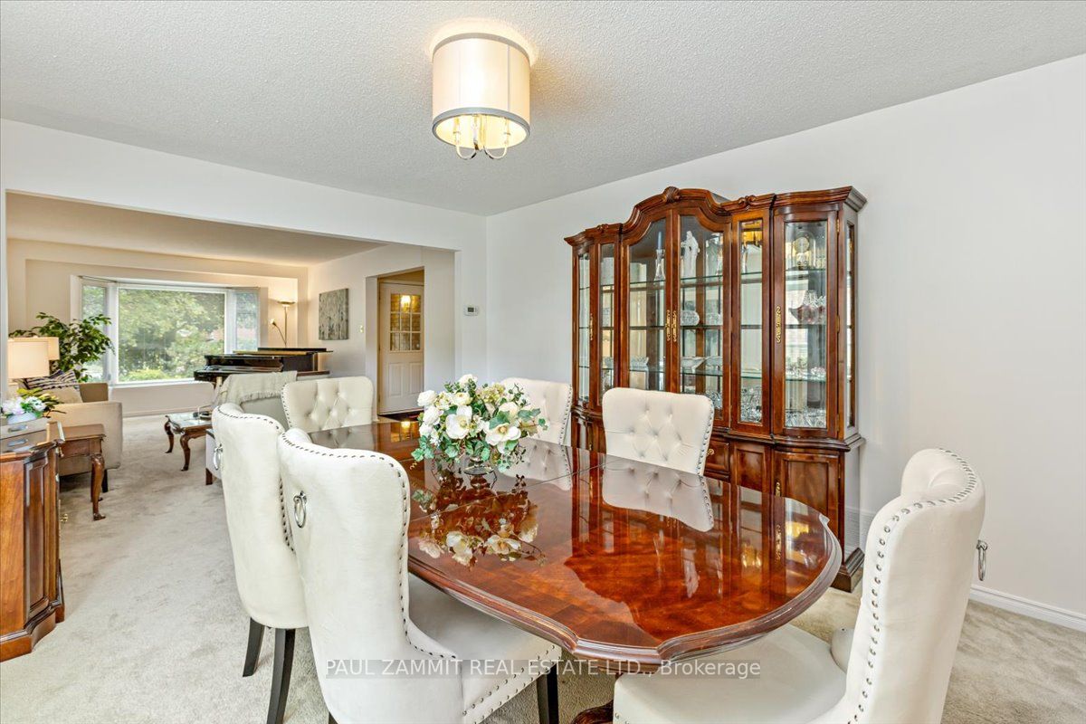 64 Brookshire Circle