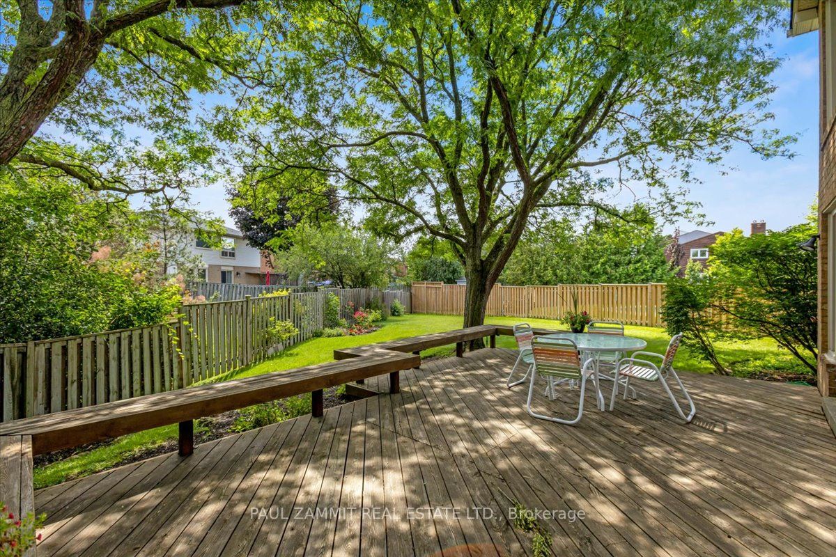64 Brookshire Circle