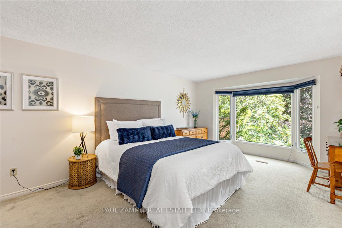 64 Brookshire Circle