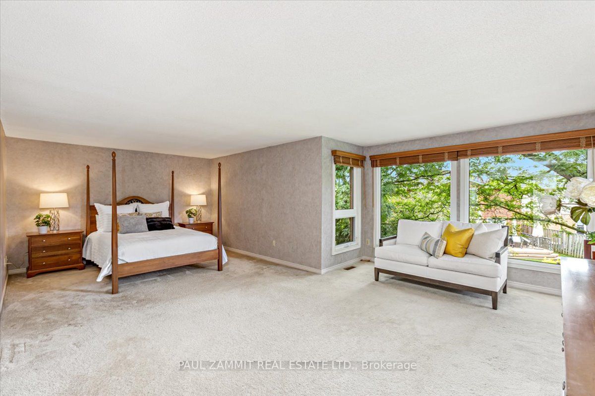 64 Brookshire Circle