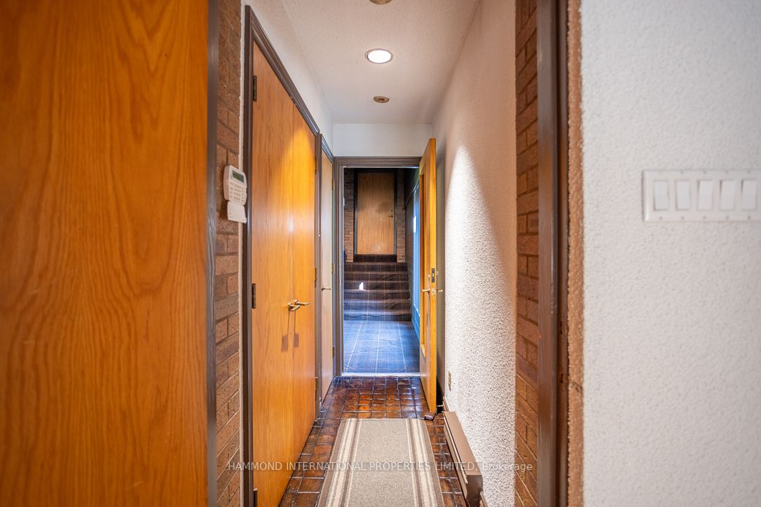 18 Old English Lane