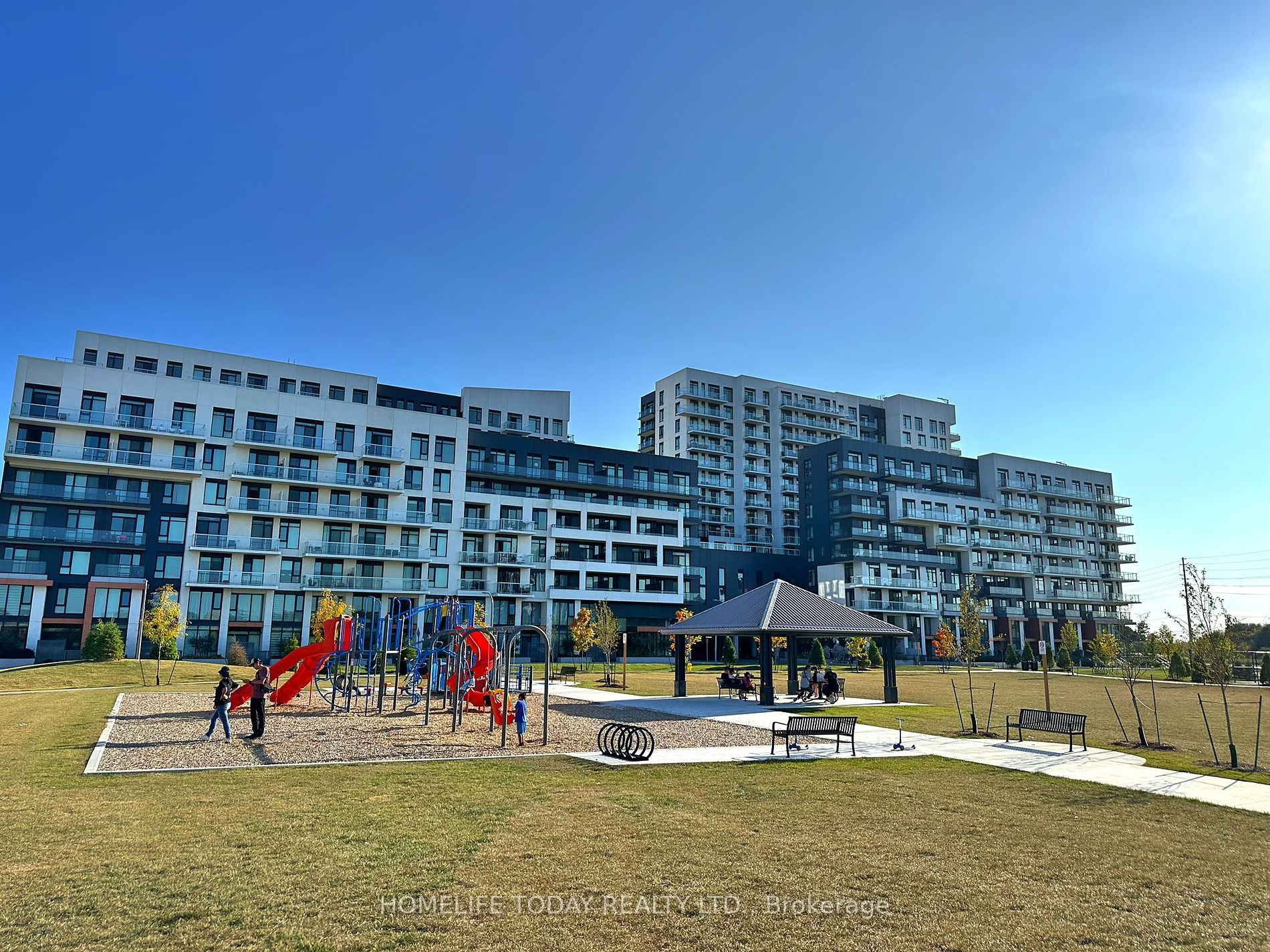 10 Rouge Valley Dr W, #721