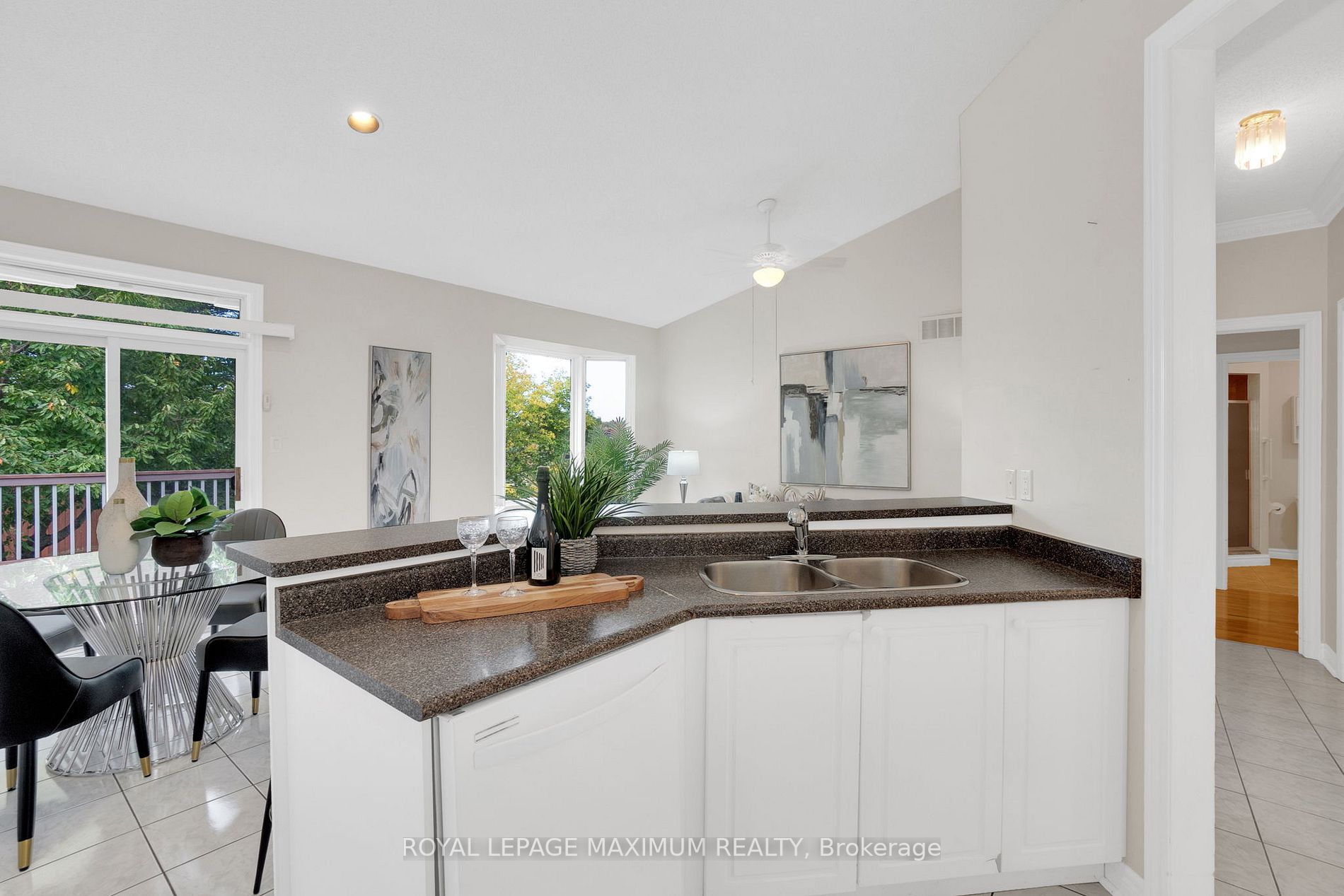 93 Mira Vista Pl