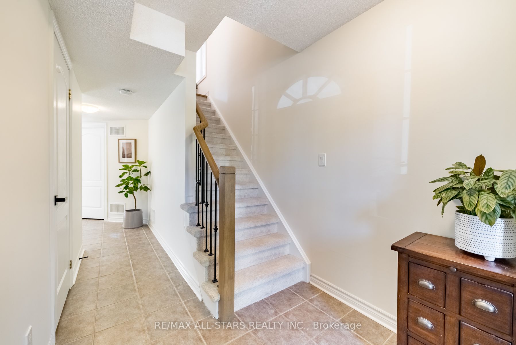 75 Gail Parks Cres