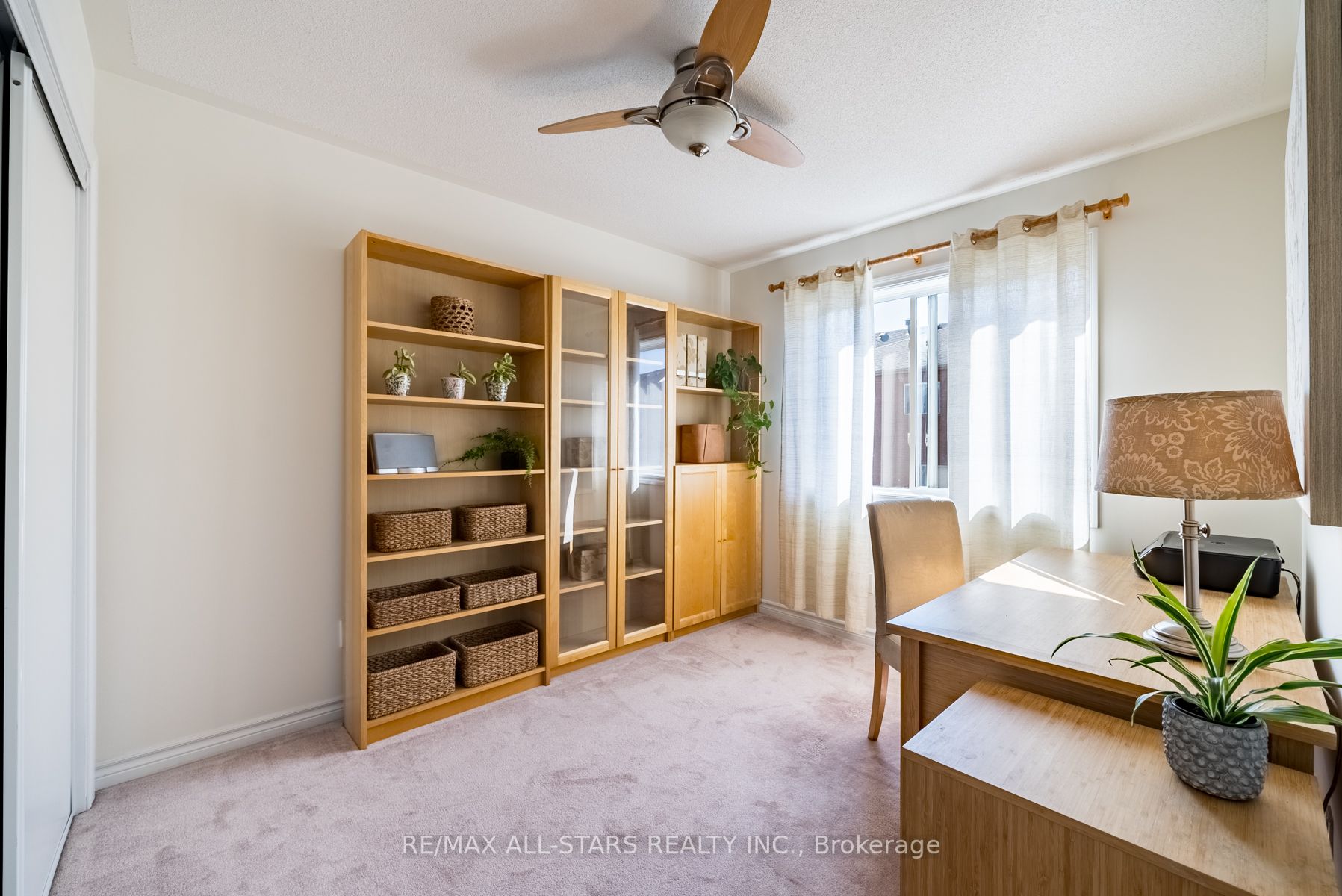 75 Gail Parks Cres