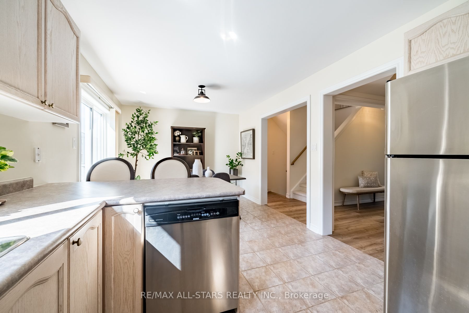 75 Gail Parks Cres