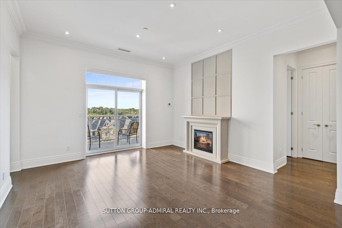 80 Burns Blvd, #405