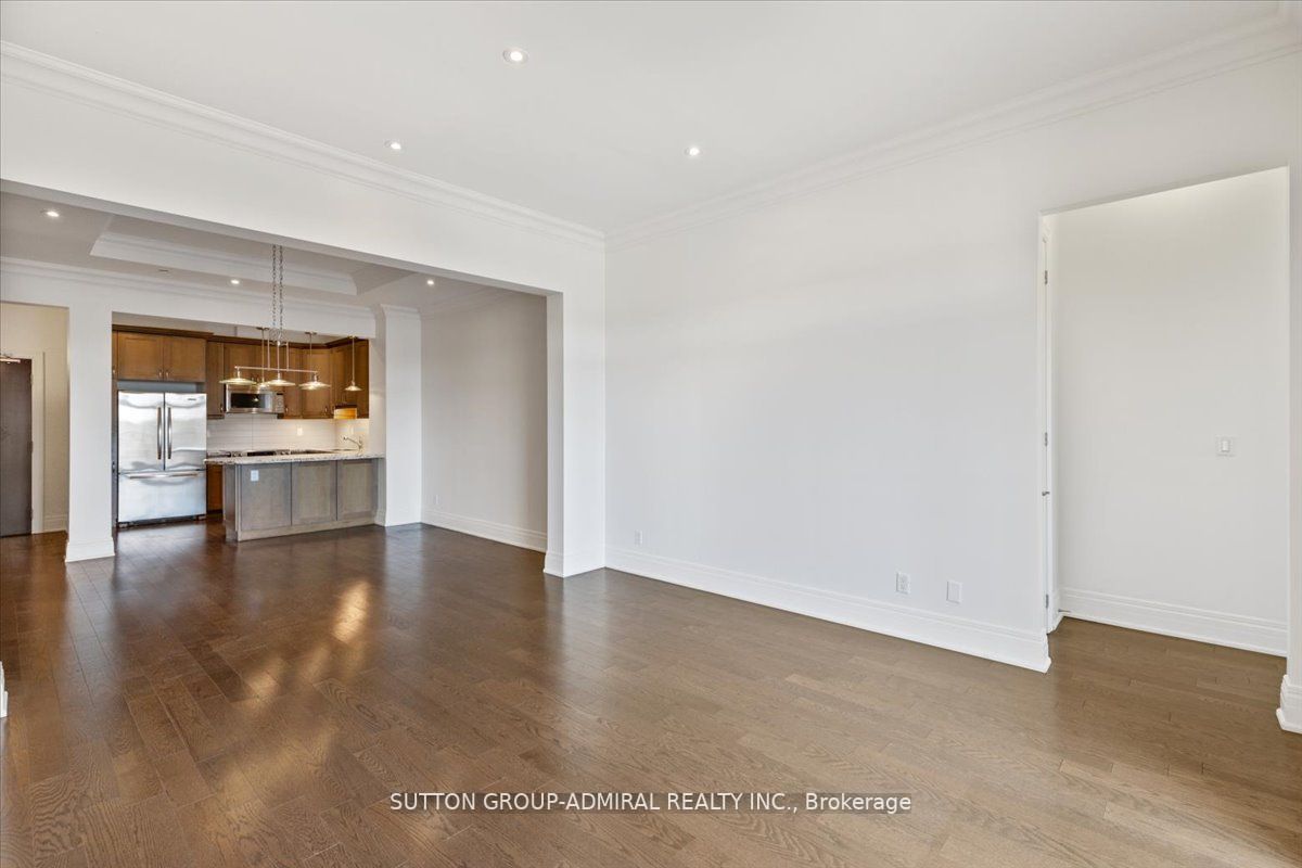 80 Burns Blvd, #405