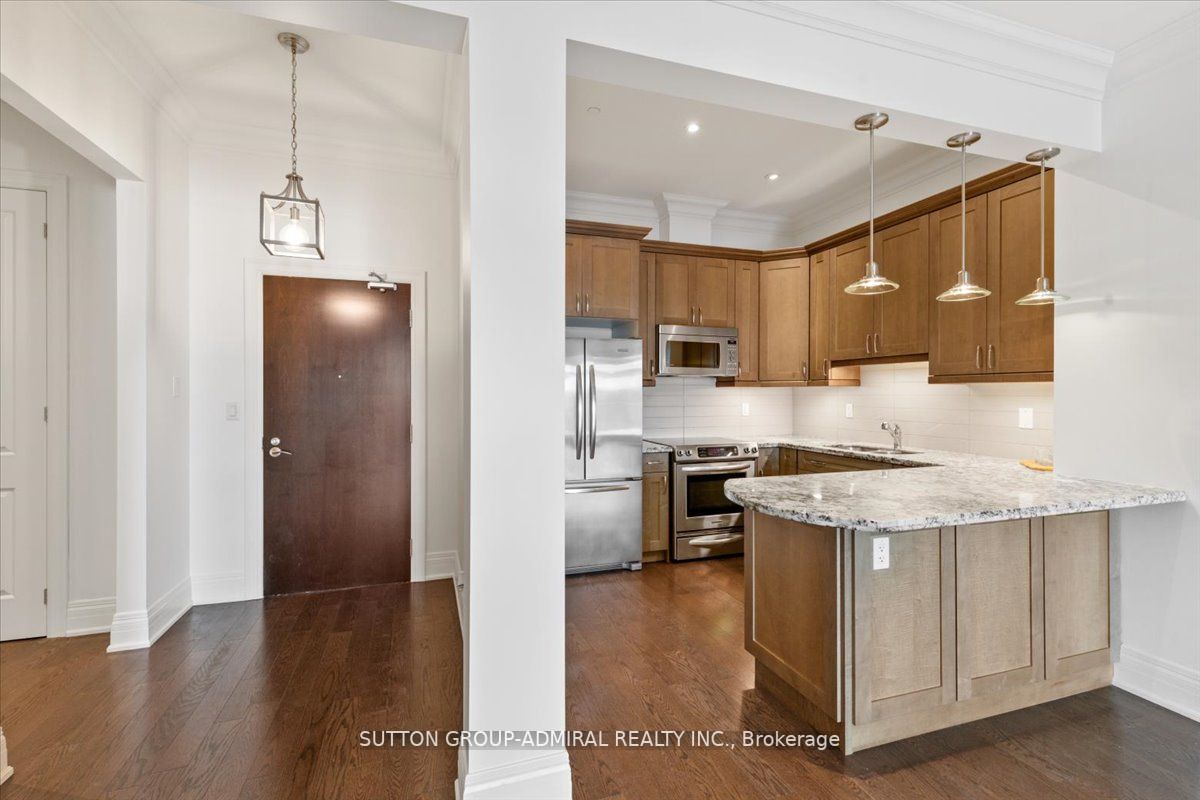 80 Burns Blvd, #405