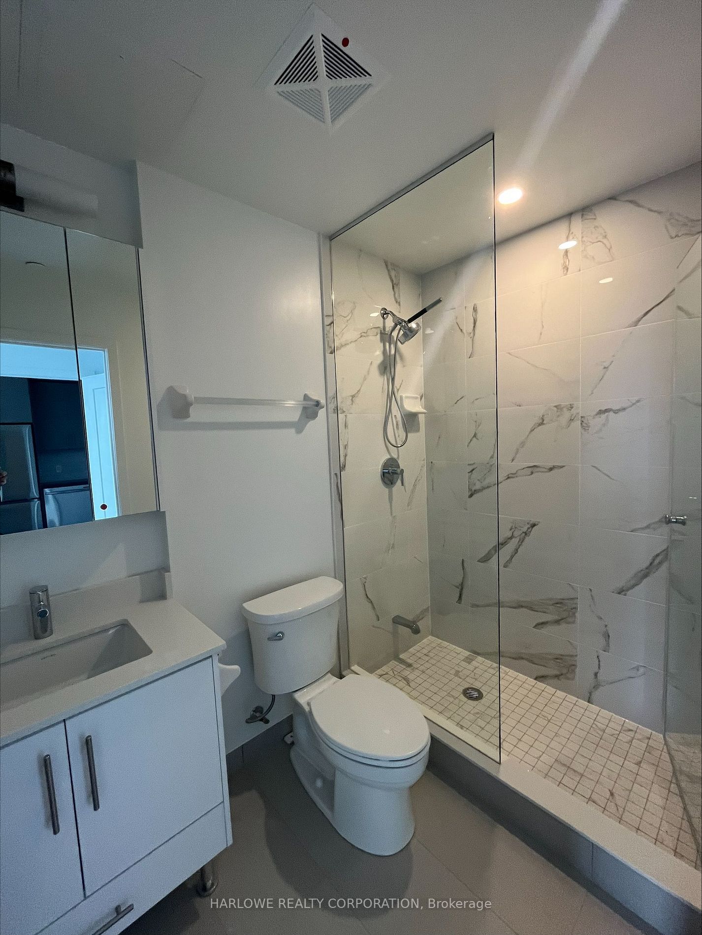 105 Oneida Cres, #1701