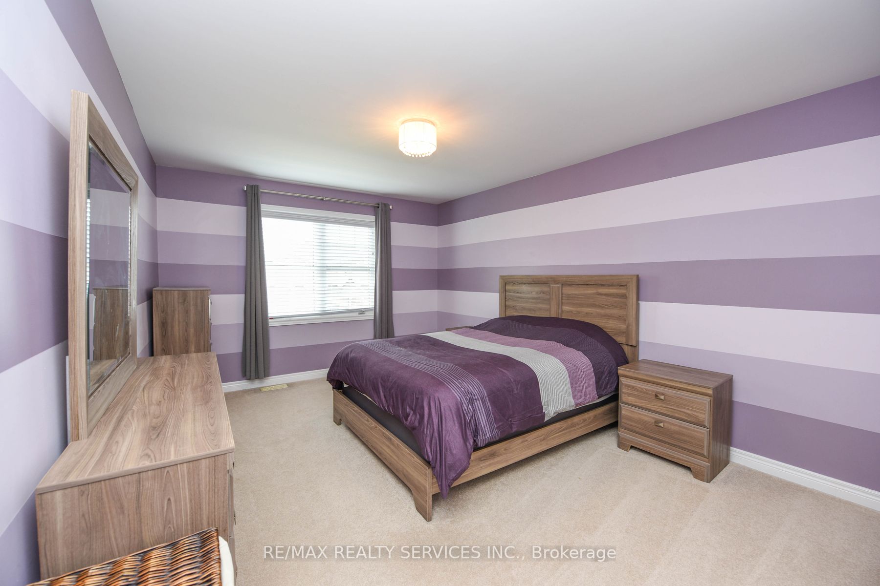25 Swenson St