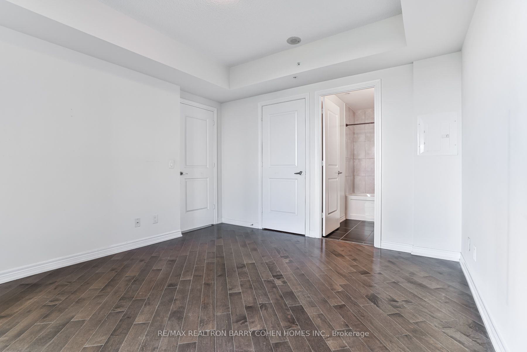 9255 Jane St, #1207