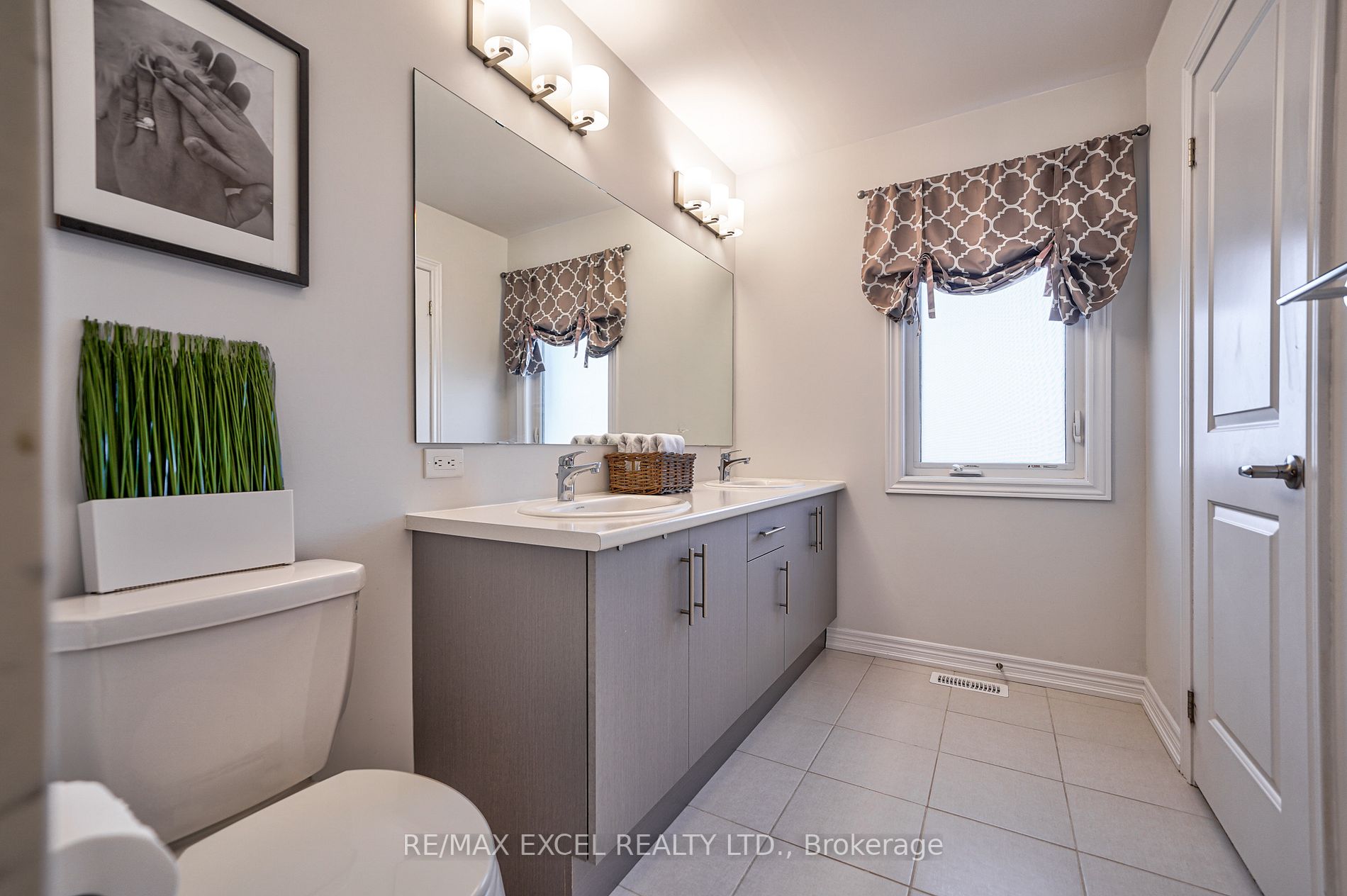 163 Lageer Dr