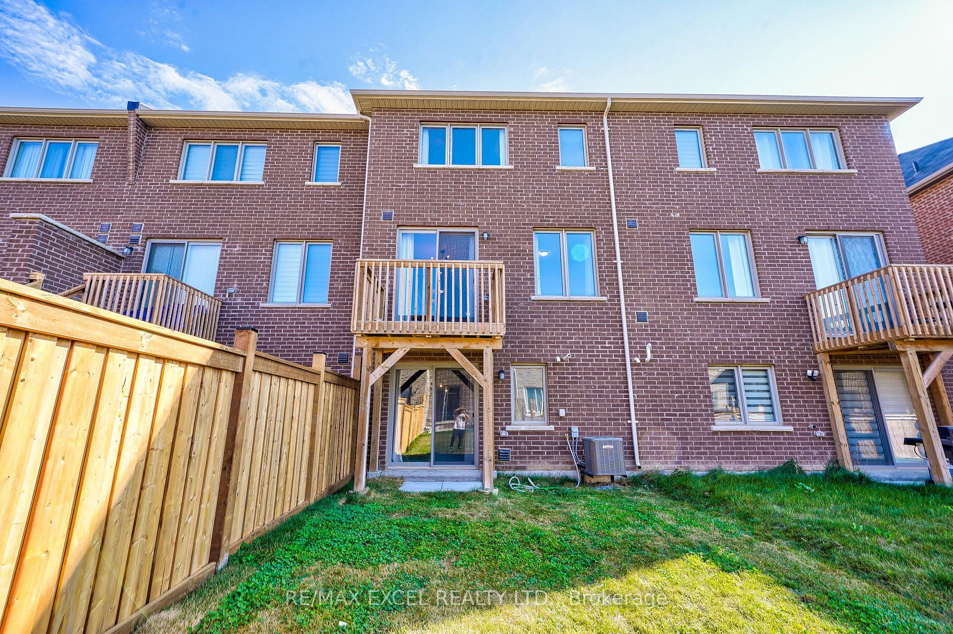 163 Lageer Dr