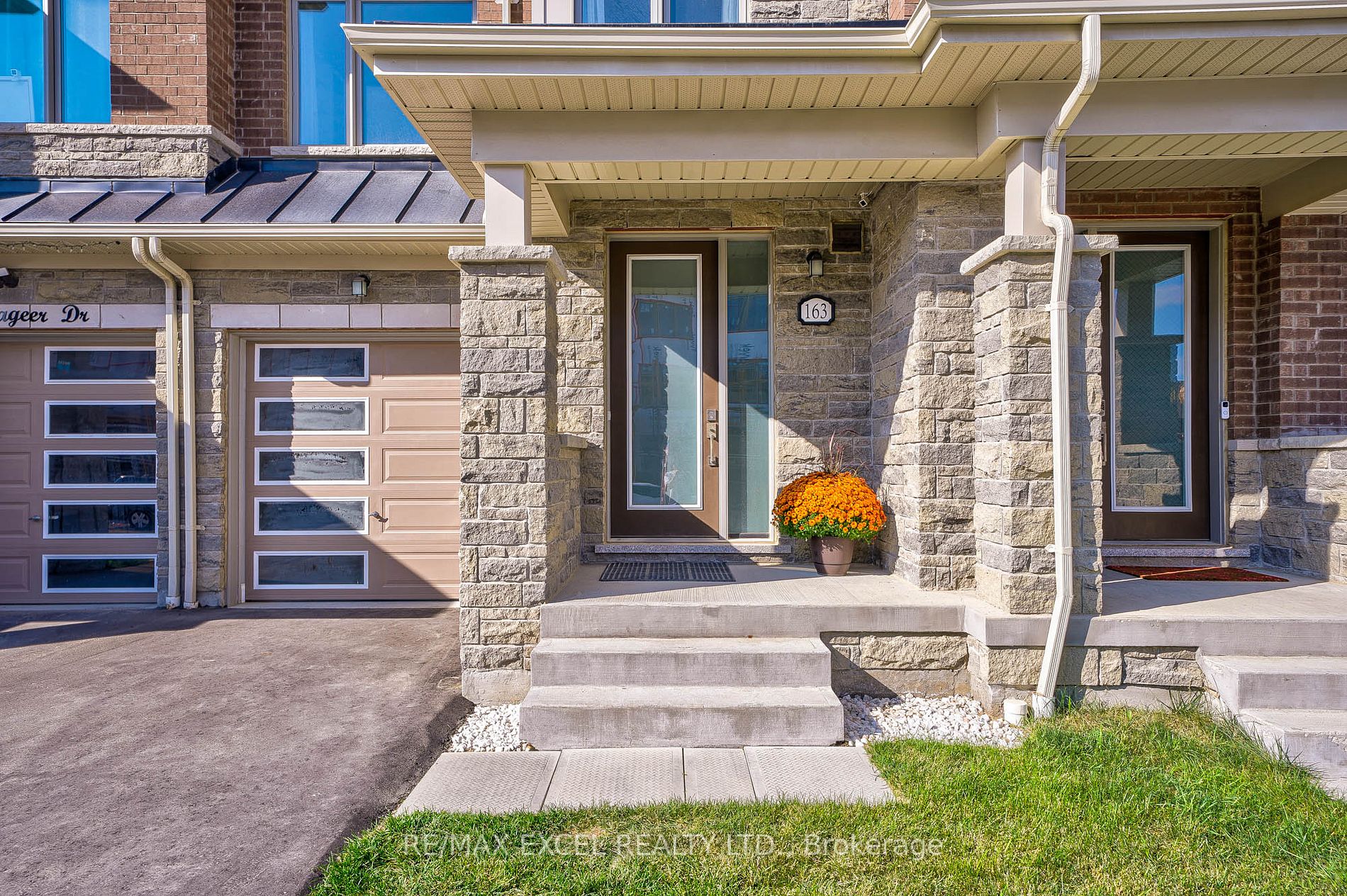 163 Lageer Dr