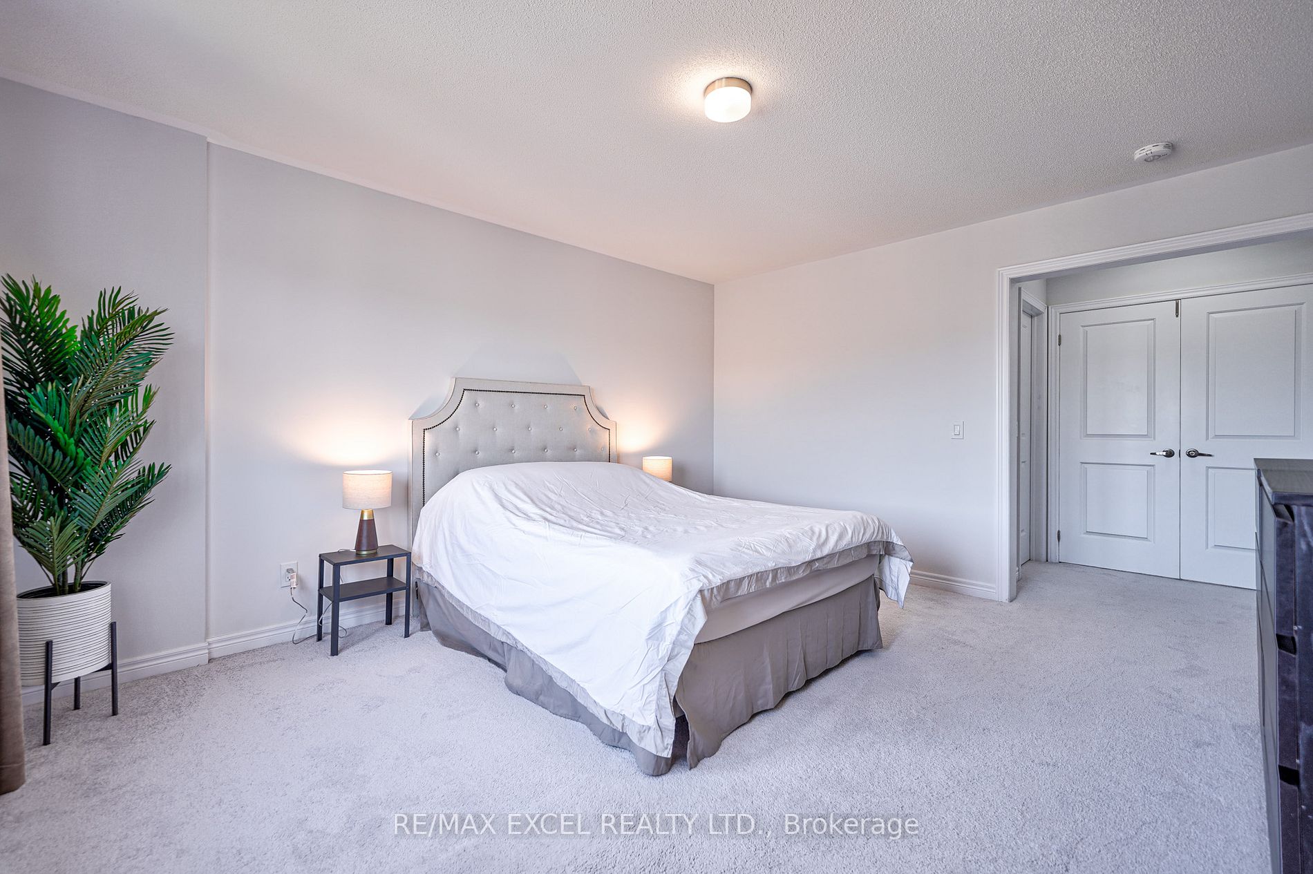 163 Lageer Dr